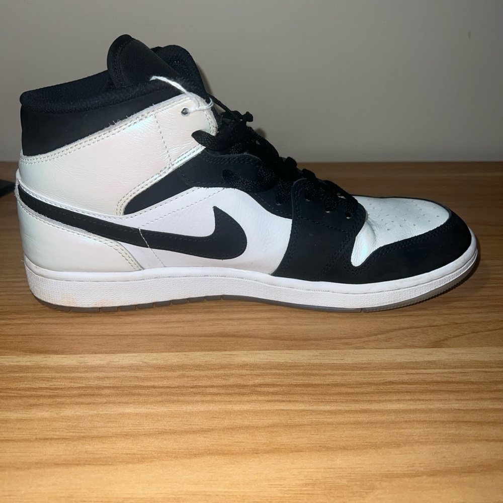 Jordan 1 mid diamond size 10.5 - Picture 13 of 16